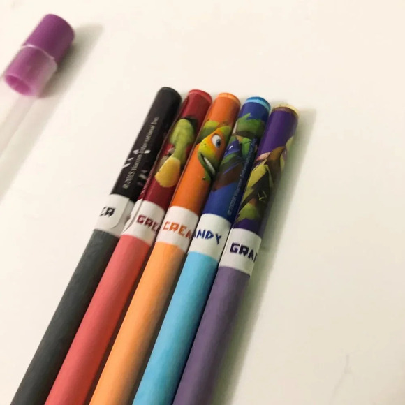 TMNT Ninja Turtles Coloured Scented Pencils 5 Pack - Picture 13 of 16